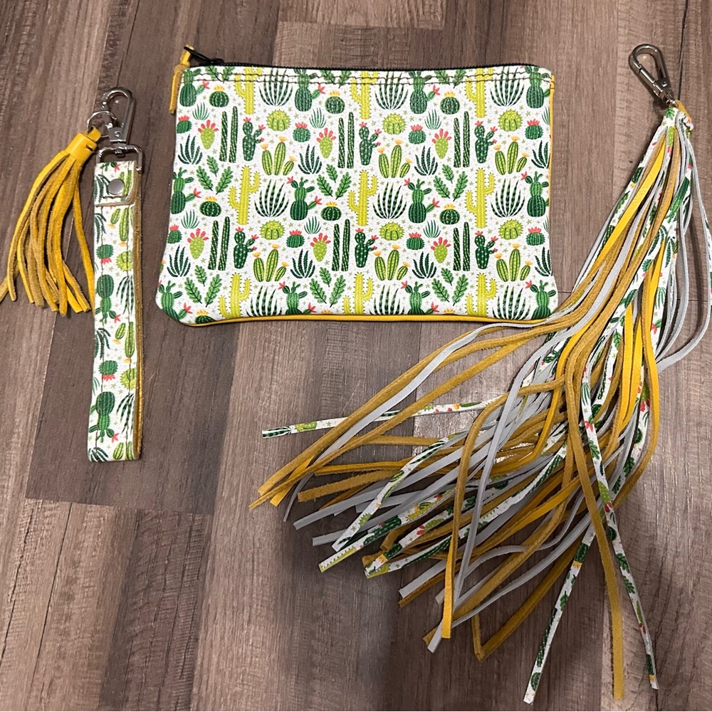 Cactus Print Wristlet Clutch with Yellow Tassel